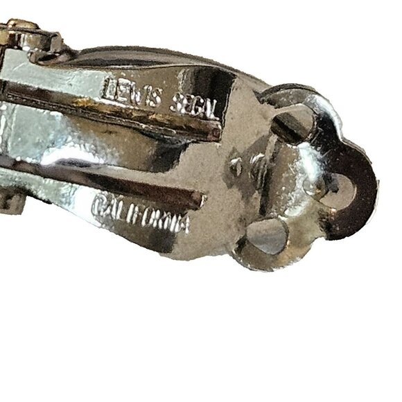 Lewis Segal Faux Pearl Cluster Dangle Silver Tone Clip On Vintage 60s Earrings - Picture 4 of 4